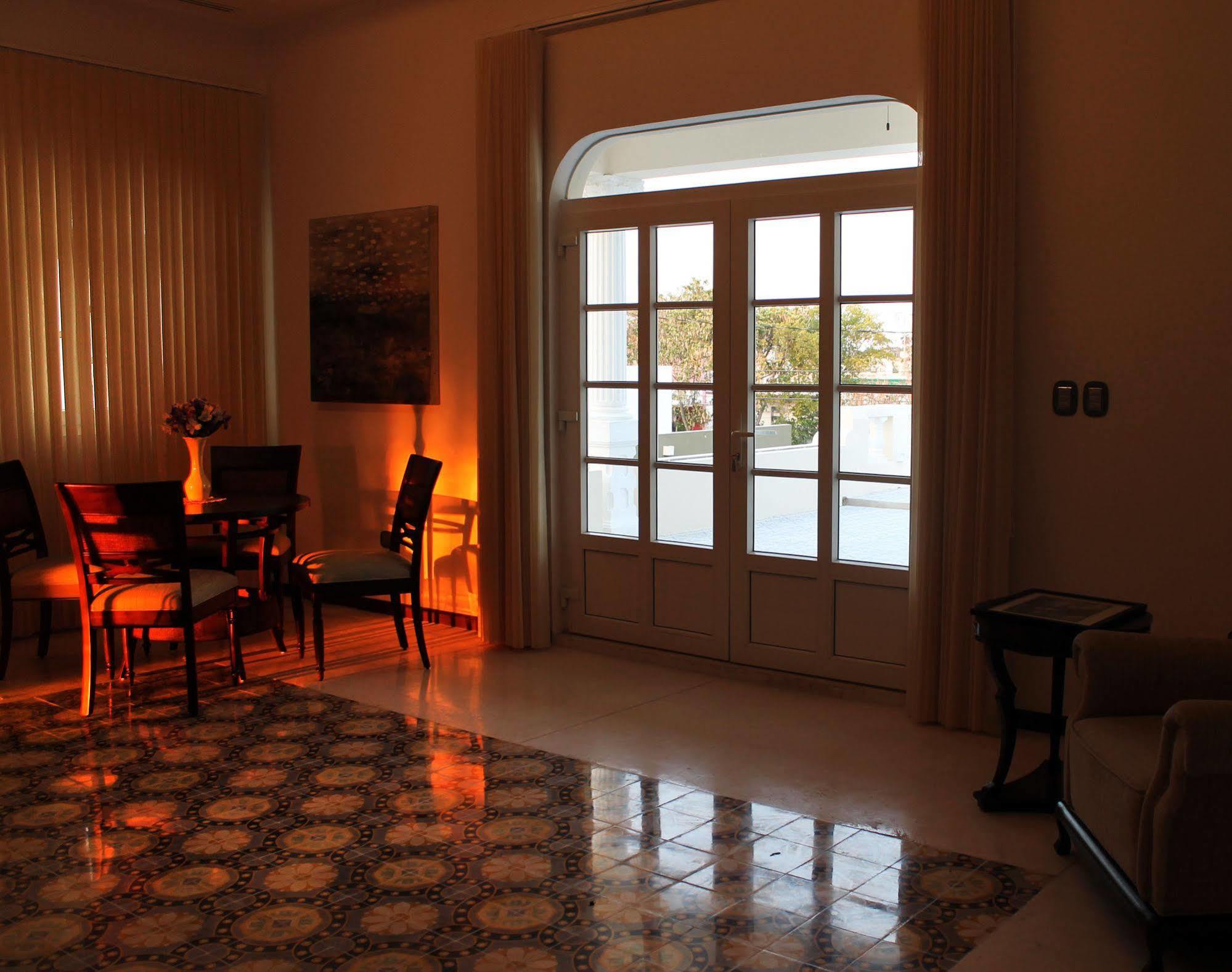 מרידה Delfina Boutique Hotel מראה חיצוני תמונה